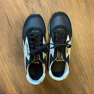 Black Reebok Tennis Shoes 8